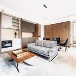 Appartement Des Champs Elysees